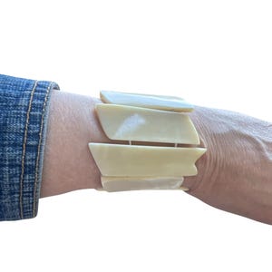 Vintage Chunky Cream Horn Bangle Bracelet Geometric Wide Stretch Cuff
