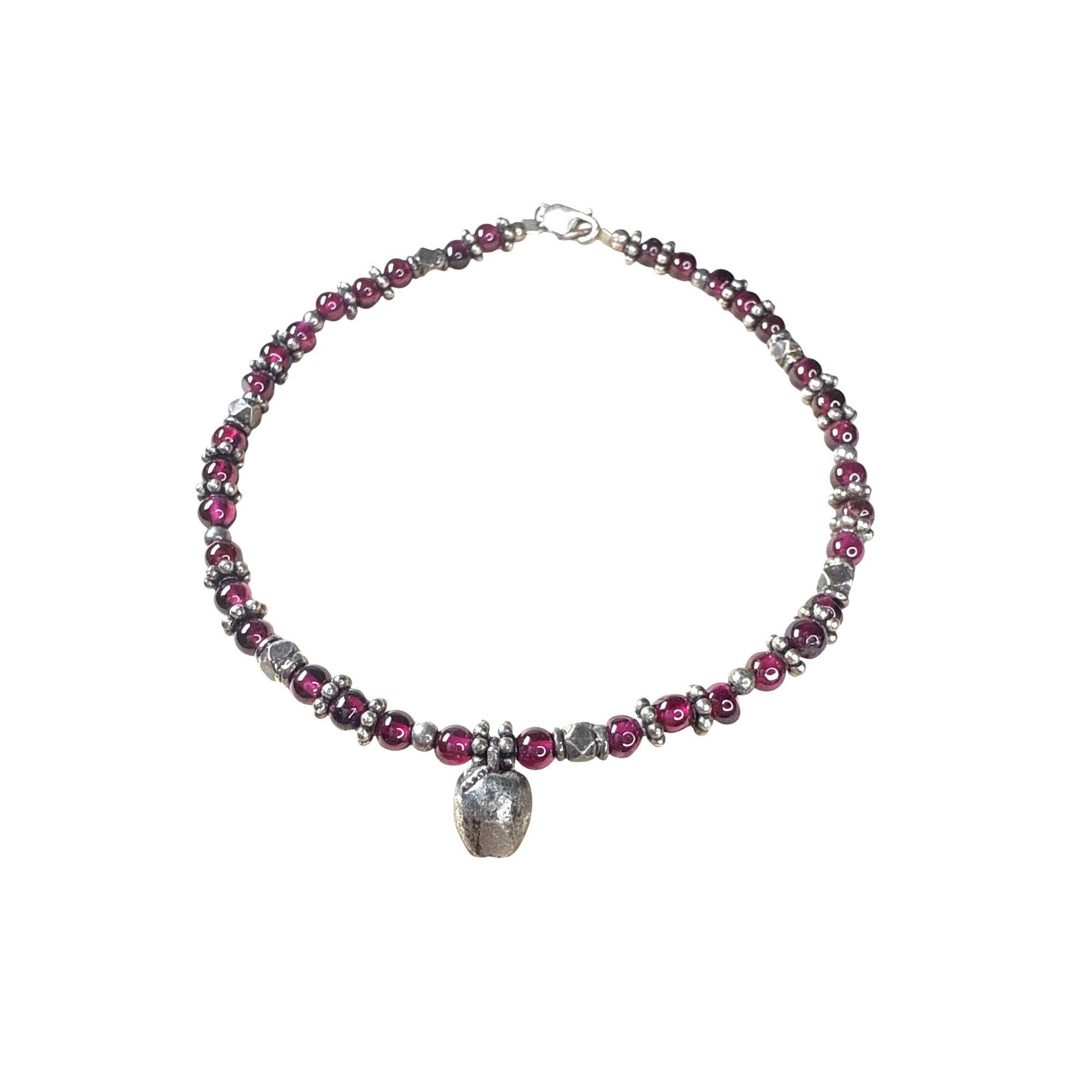 ヴィンテージガーネットビーズブレスレットまたはアンクレット