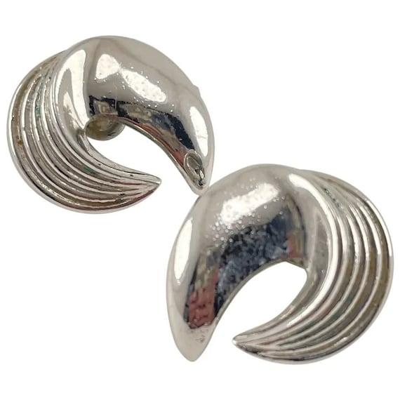 Trifari Silvertone Comma Clip Earrings circa 1970… - image 1