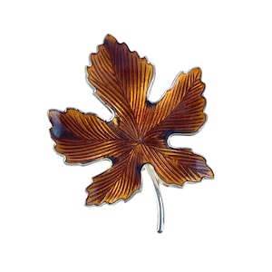 Vintage Brown Enamel Maple Leaf Brooch Pin Gold Tone Metal Elegant Fall Jewelry Accessory