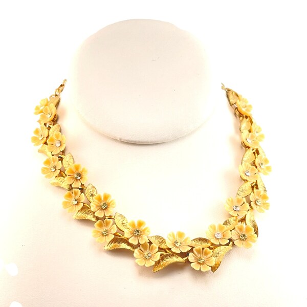 Coro Textured Gold Leaves and Plastic Flowers with Rhinestones Choker Necklace Vintage