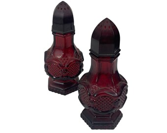 Vintage Salt & Pepper Shakers - Etsy
