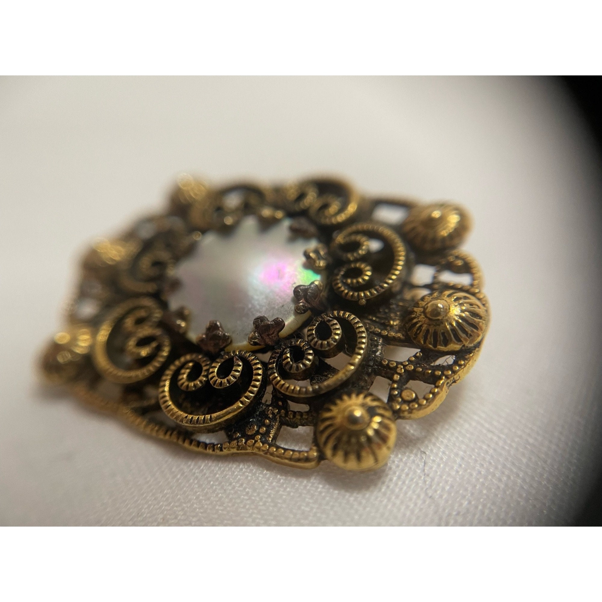 Grande Broche Vintage Plaque Nacre Couleur Or - Bijou Ancien Parfait état