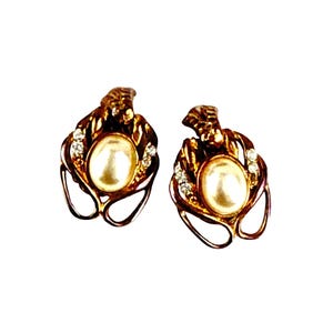 Vintage Gold Tone Clip-On Earrings Faux Pearl Rhinestone Leaf Design
