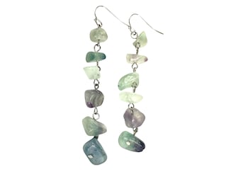 Brincos pendurados de pedra preciosa de fluorita natural com gancho de prata Boho Artisan Beachy