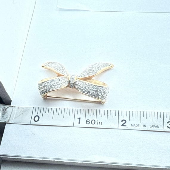 Acquista Spilla Quadrata Classica Alla Moda Da Donna Spilla Di Lusso Vintage Da Donna Cappotto Spilla Per Abbigliamento Regalo Di Gioielli In Italia A Partire Da 2.24