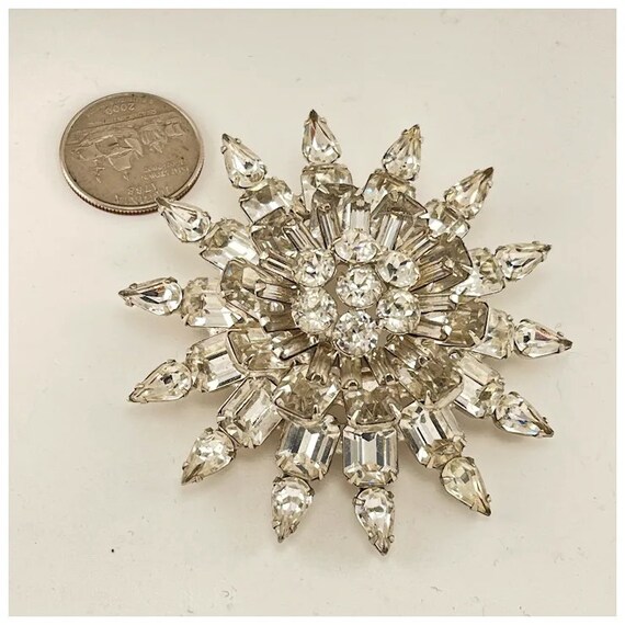 Large Weiss 3” Mid-Century Starburst Brooch, Anti… - image 4