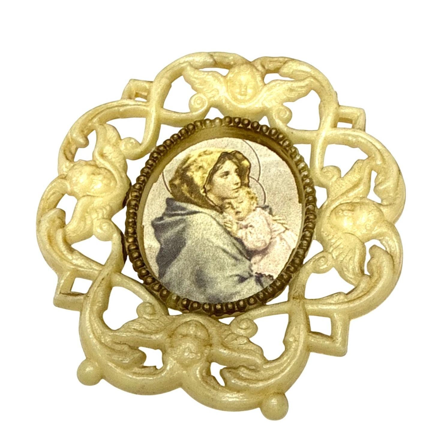 Broche de la vierge marie - France