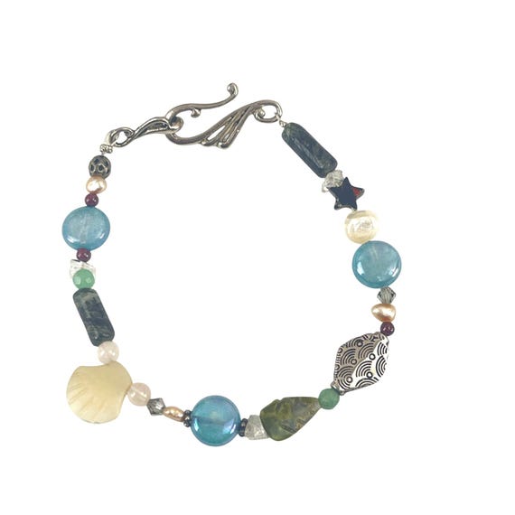 Handcrafted Beaded Bracelet With Shell Glass & St… - image 3