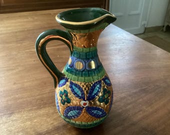 Small hand-painted Byzantine vase gilded with gold