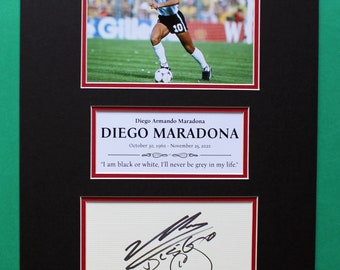 DIEGO MARADONA AUTOGRAPH artistic display The Golden Boy