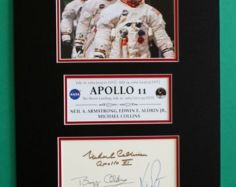 APOLLO 11 AUTOGRAPHS artistic double mat display Neil Armstrong Buzz Aldrin Michael Collins