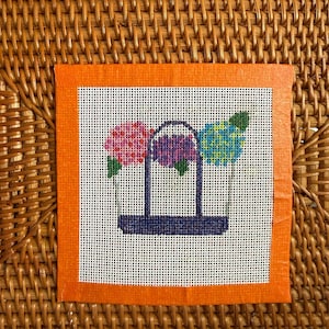 Bolso de mano con hortensias en forma de barco, pintado a mano, de 4 x 4 o 5 x 5 imagen 1
