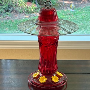 Glass Hummingbird Feeder - Red Dome