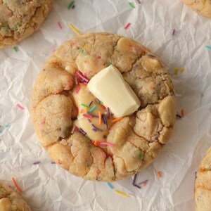 Confetti Birthday Cake Cheesecake Stuffed Cookies Recipe | Sprinkle Cookies Vanilla Cheesecake Cookies Gourmet Dessert Funfetti Cookies