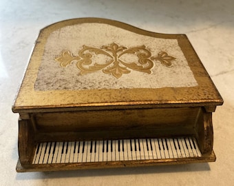 Vintage Italian Florentine Style Gold Gilt Grand Piano Music Jewelry Trinket Box