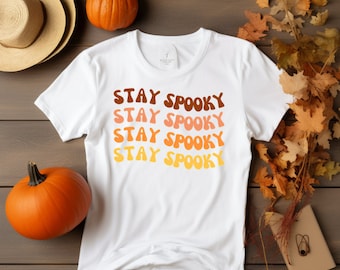 Chemise Stay Spooky, Chemise d’Halloween, T-shirts d’Halloween effrayants, Chemise d’automne, Chemise rétro, Halloween rétro, Vêtements d’automne, Chemise d’Halloween cool