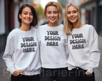 Vrienden groep mockup witte Gildan bundel-18000, meisjes groep mockup meisjes vrienden wit sweatshirt dames oversized, dames groep mockup