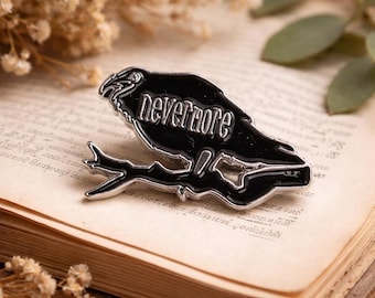 Szpilka emaliowana Nevermore Ravens w stylu Dark Academia Edgara Allana Poe