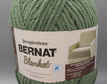 Bernat Yarnspirations ~ Smoky Green Super Bulky Blanket Yarn ~ 10.5 oz ~ 220 Yards
