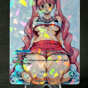 Carte One Piece Holo - Perona Custom Leader OP06-021 Alt Art Nouvelle Holographie "Shatter Glass" Waifu