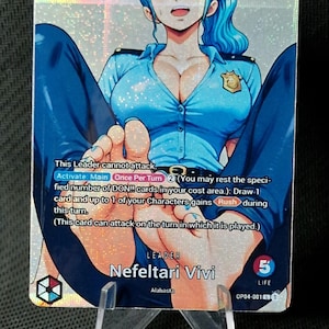 One Piece Karte Holo - Nefeltari Vivi Custom Leader OP04-001 Alt Art Neue Holografie "Parallel" Waifu