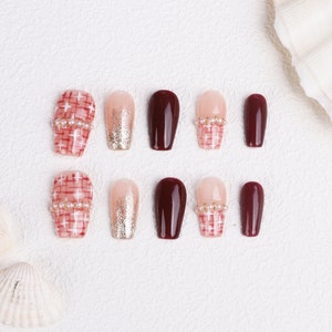 Luxus handgefertigte Presse auf den Nägeln, Mittelsarg Form Nägel, Vintage Rot Herbst Winter, Französisch Nägel, Party Urlaub Nägel, Wiederverwendbare Künstliche Nägel