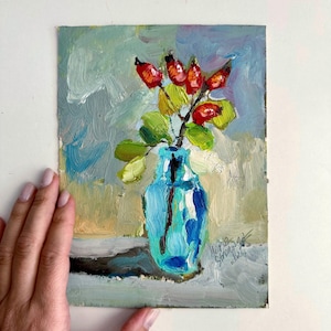 Pintura de rosa mosqueta, 6 x 8, arte floral para pared, pintura de bayas, rama en un jarrón, pintura pequeña, decoración del hogar, bodegón, ramo, pintura al óleo original