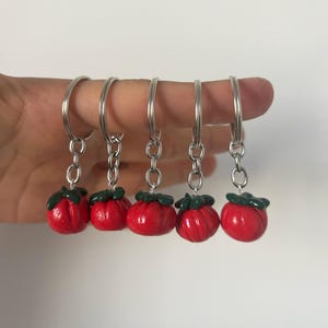 made-to-order tomato keychain, Clay keychain, Handmade Clay Keychain, Polymer Clay Keychain, Mini tomato, tomato keychain