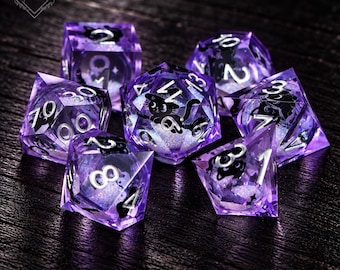 Handmade Witchy Black Cat Resin Dice Set, Glitter Core, D&D RPG Gift