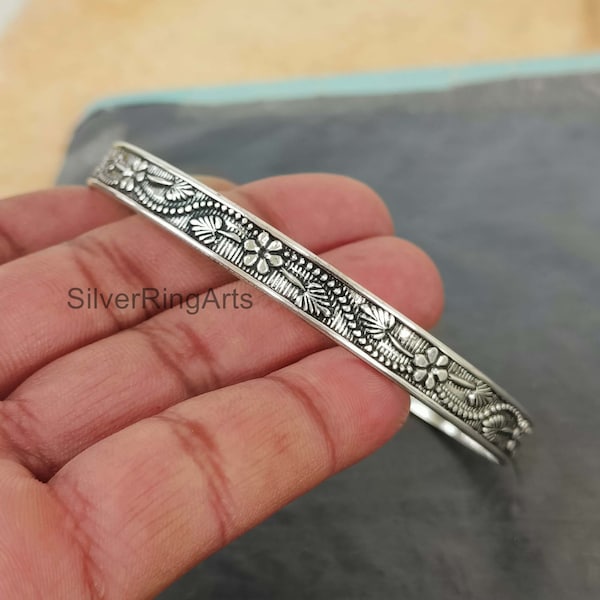 Bracelet jonc floral en argent sterling, bracelet jonc motif fleurs, jonc empilable, bracelet empilable, jonc épais, cadeau pour elle