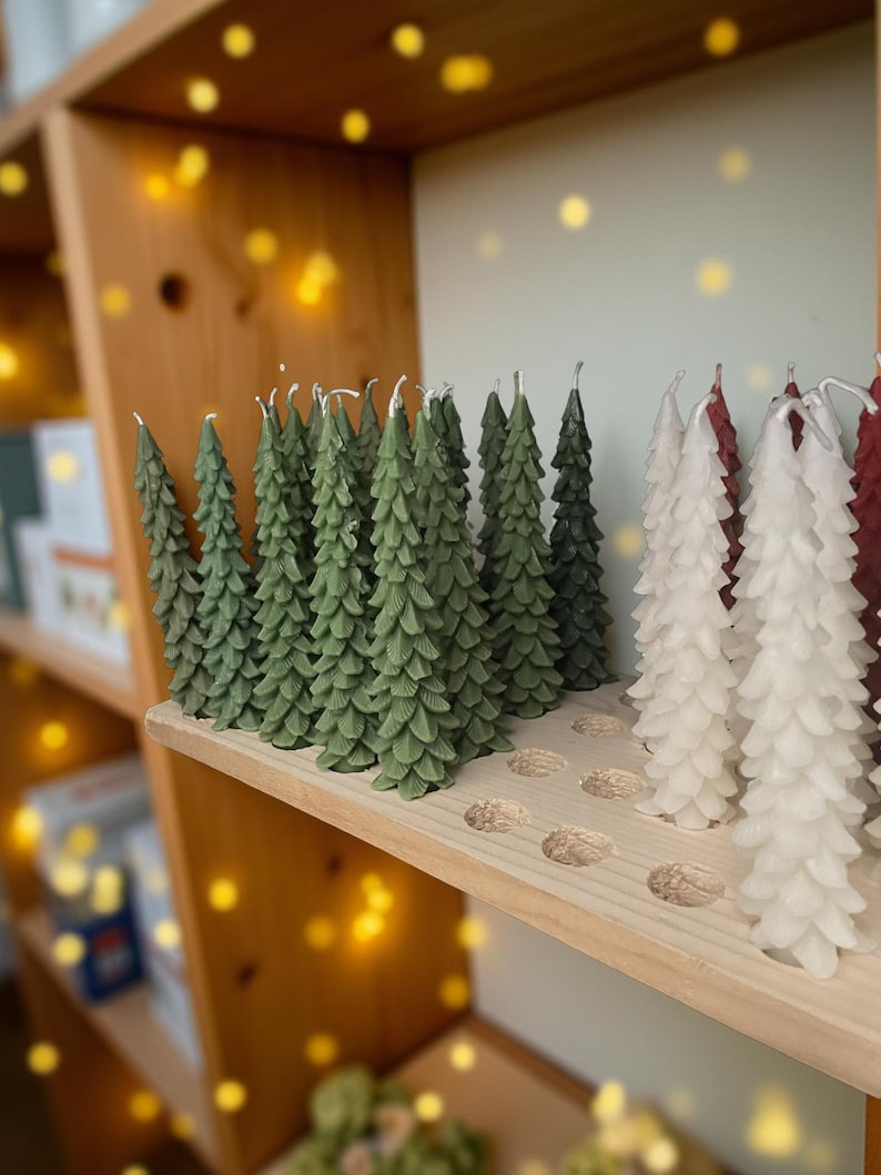 ProperCarolina Beeswax Taper Candle - Thumbnail 2