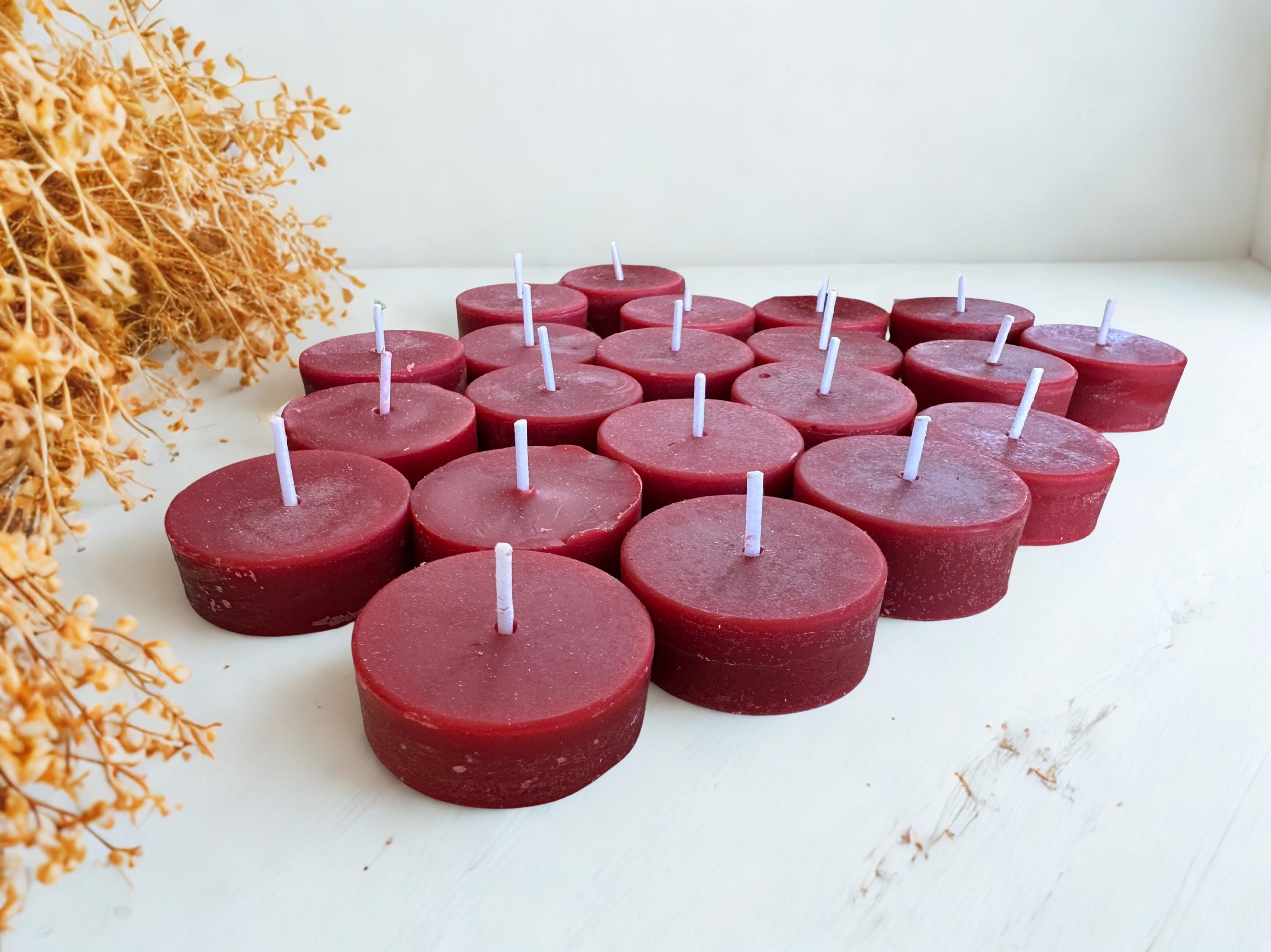 Bolsius - 18 Scented Tea Lights - Sugar and Spices - Burn Time of 4
