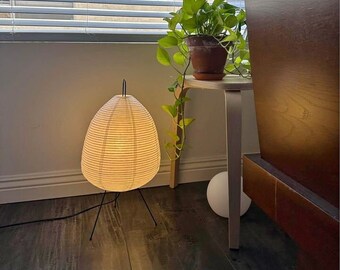 Japanese Rice Paper Lamp - Classic Table Lamp