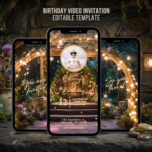 Può includere: Tre smartphone mostrano un modello di invito video digitale per compleanno con un tema foresta magica, luci fatate, fiori e una cornice circolare. Il testo recita: BIRTHDAY VIDEO INVITATION EDITABLE TEMPLATE, Cherry's 1st Birthday, Saturday 12th Feb at 3 PM, 123 Anywhere st, Any city, ST 12345, RSVP: (934) 272-222.