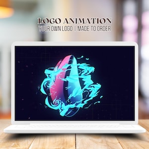 Può includere: Un laptop bianco che mostra un'animazione del logo con un design rosa, blu e bianco circondato da vortici blu. Il testo "LOGO ANIMATION YOUR OWN LOGO | MADE TO ORDER" è visualizzato sopra lo schermo.