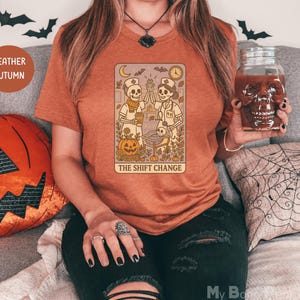 Halloween verpleegkundige shirt arbeid en bevalling, nachtploeg skelet heks verpleegkundigen, Halloween L&D verpleegkundige, nachtploeg, griezelige verpleegkundige tarotkaart