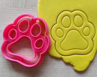 Paw Print Cookie Cutter, Treats For Dogs and Animal Lovers Gift, Cute Puppy Feet Snacks Biscuit Stamp