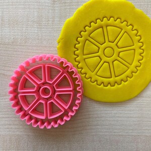 Gear Cookie Cutter, Mechanics cookie cutter, Engineer Gift, Cogwheel, Rotating machine part, Mechanic Gifts