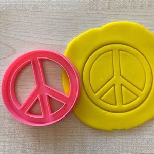 Emporte-pièce signe de la paix, tampon pour pâte à biscuits sur le thème des années 70, emporte-pièce pour fondant symbole de la paix dans le monde