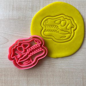 Dinosaur Fossil Cookie Cutter, Dino Head Biscuit Dough Cutter, Jurassic T Rex Skull Fondant Stamp, Prehistoric Archeology Student Gift