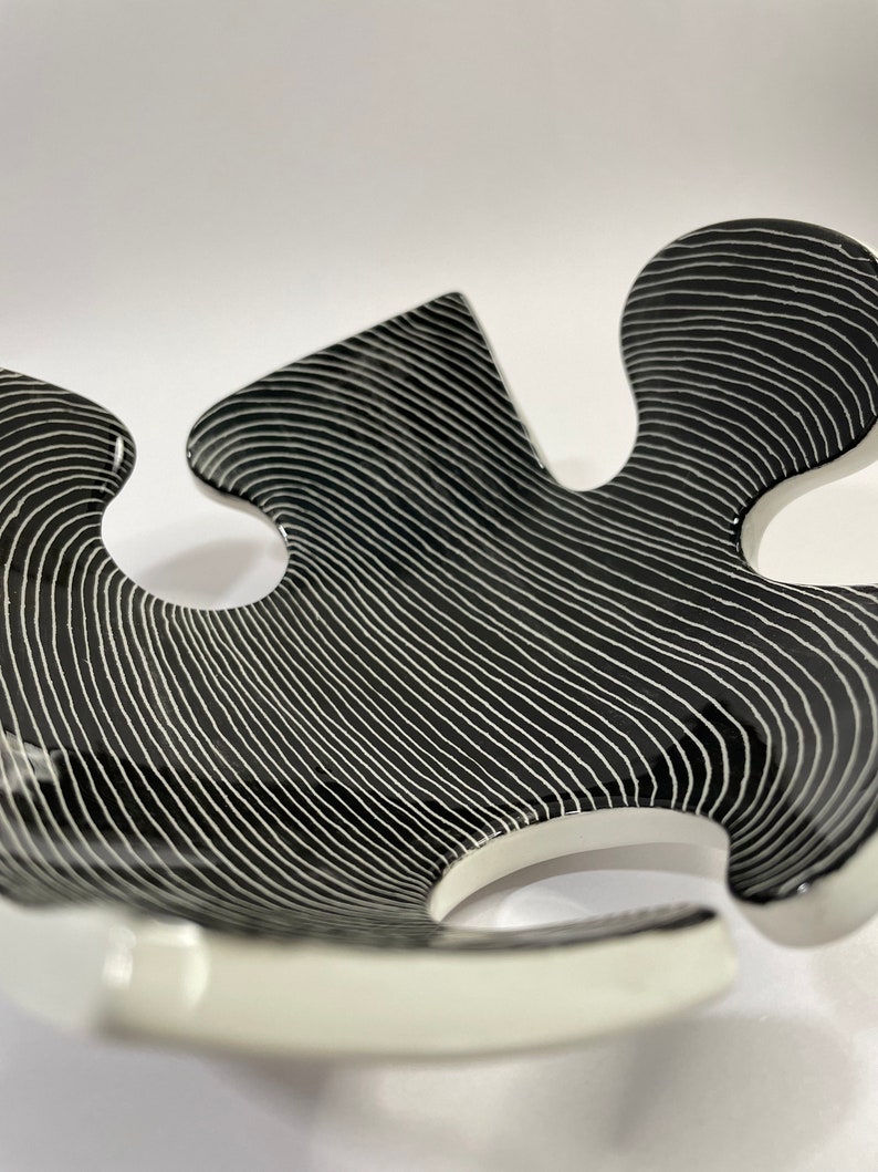 Handmade ceramic bowl, Unique decorative ceramic bowl, Black bowl, Table decor, Housewarming gift, Home decor, Contemporary art, Jigsaw zdjęcie 5