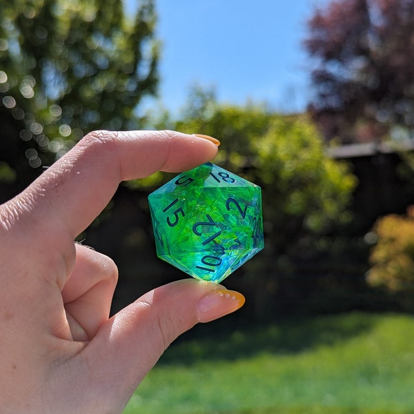 Faites-vous étouffer | Dés géants D20 | Dés Chonk D20 | Gros dés | Grand dé D20 | Dés tranchants | Dés verts