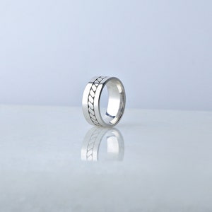 Sterling Silver Celtic Knotwork Ring: Pen Embroidered Silver Band