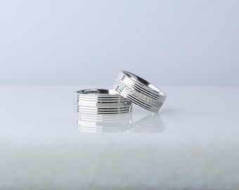Anillo simulado de diamantes de plata de ley 925, anillo de circón cúbico delicado, anillo bordado con pluma de línea de plata real, banda de bodas de plata para hombres y mujeres