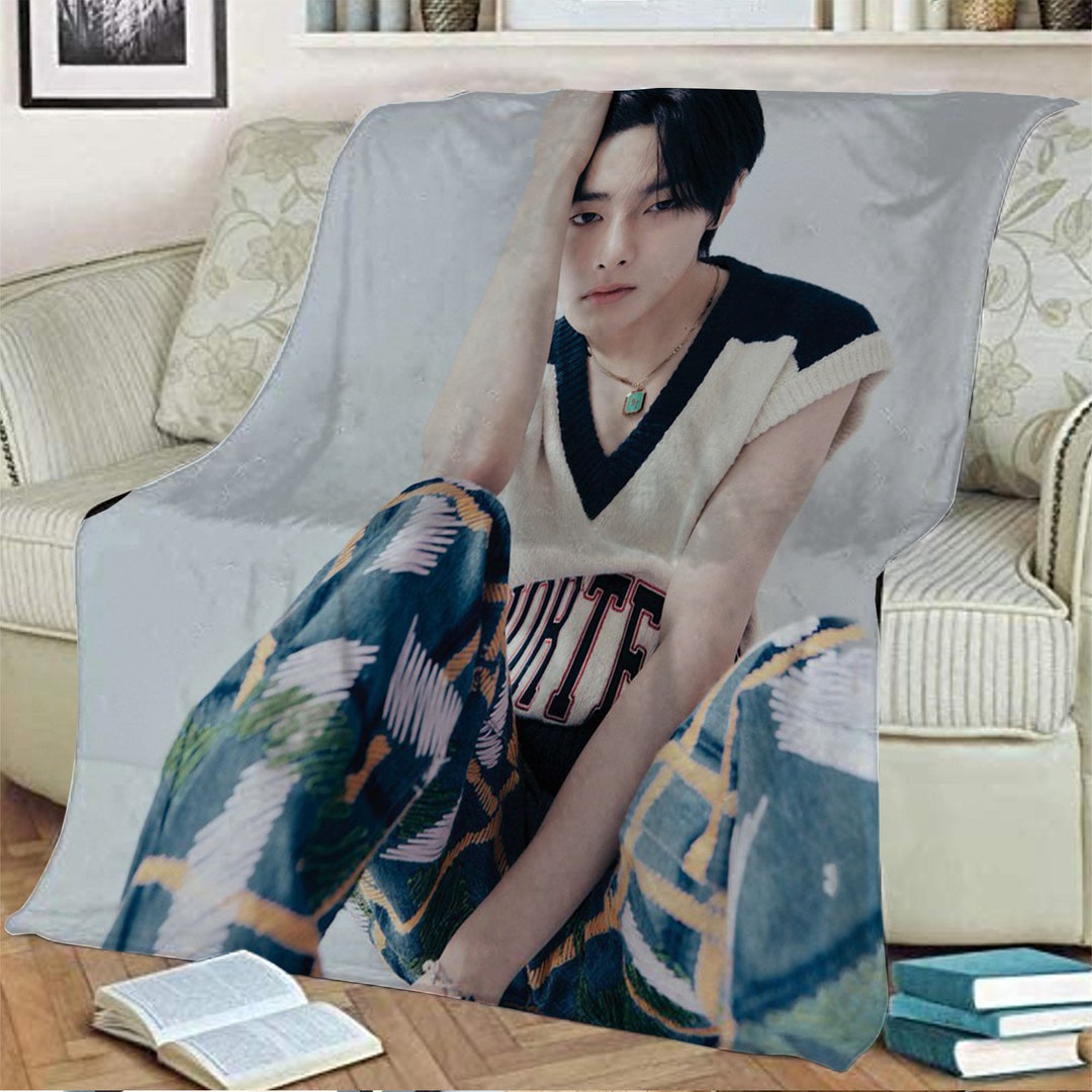 Stray Kids Yang Jeongin Blanket Stray Kids Kpop Blanket Etsy