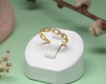 14K Gold Kettengliedring, zierliche Zirkonakzente, solides Gold stapelbares Band, minimalistisches modernes Schmuckgeschenk für Frauen
