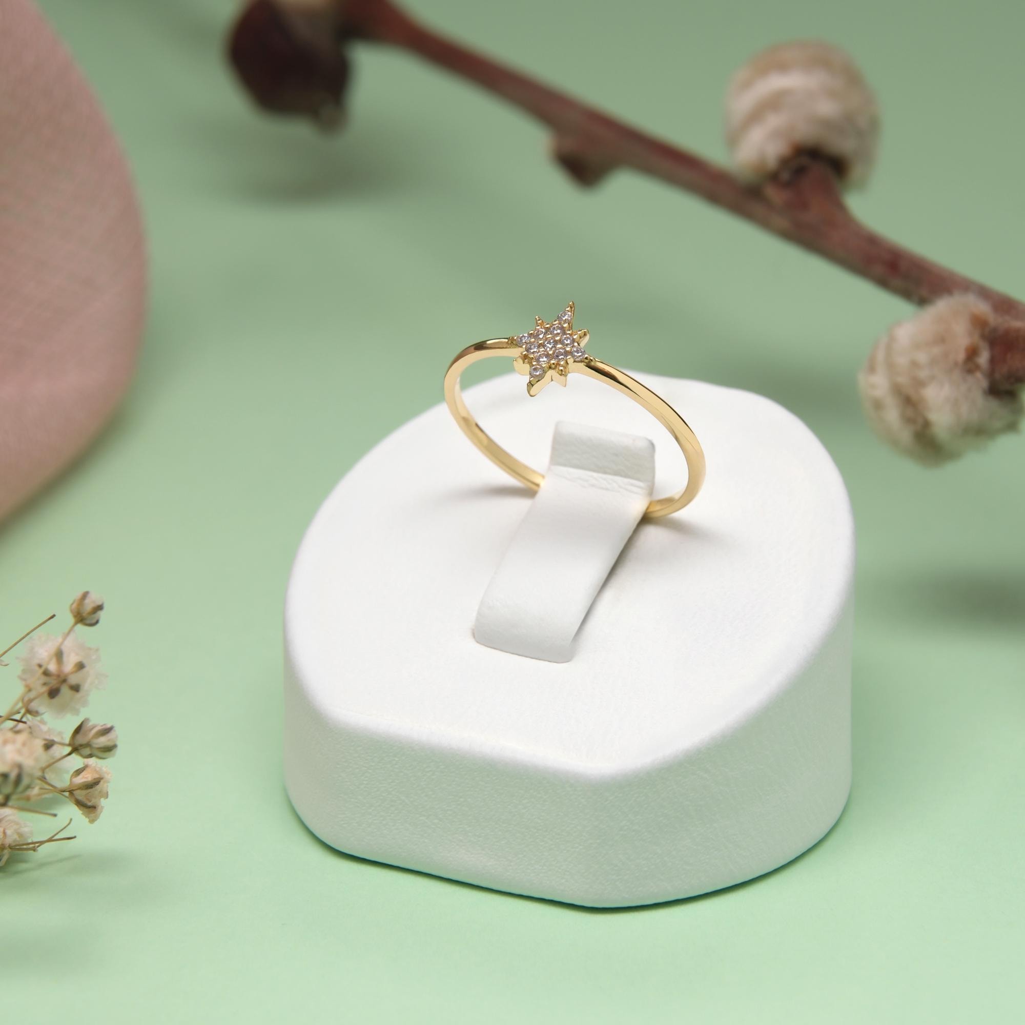 14K Gold Polar Star Ring: Minimalist Zircon Celestial Jewelry - Etsy