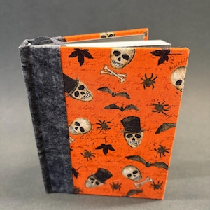 Diario de tapa blanda hecho a mano para Halloween