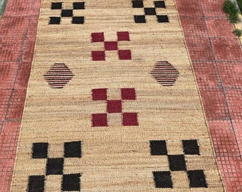 Handgjord hampajutematta – Naturfibermatta med geometriskt mönster Boho hampajutematta Boho naturfibergolvdekorationsjutematta